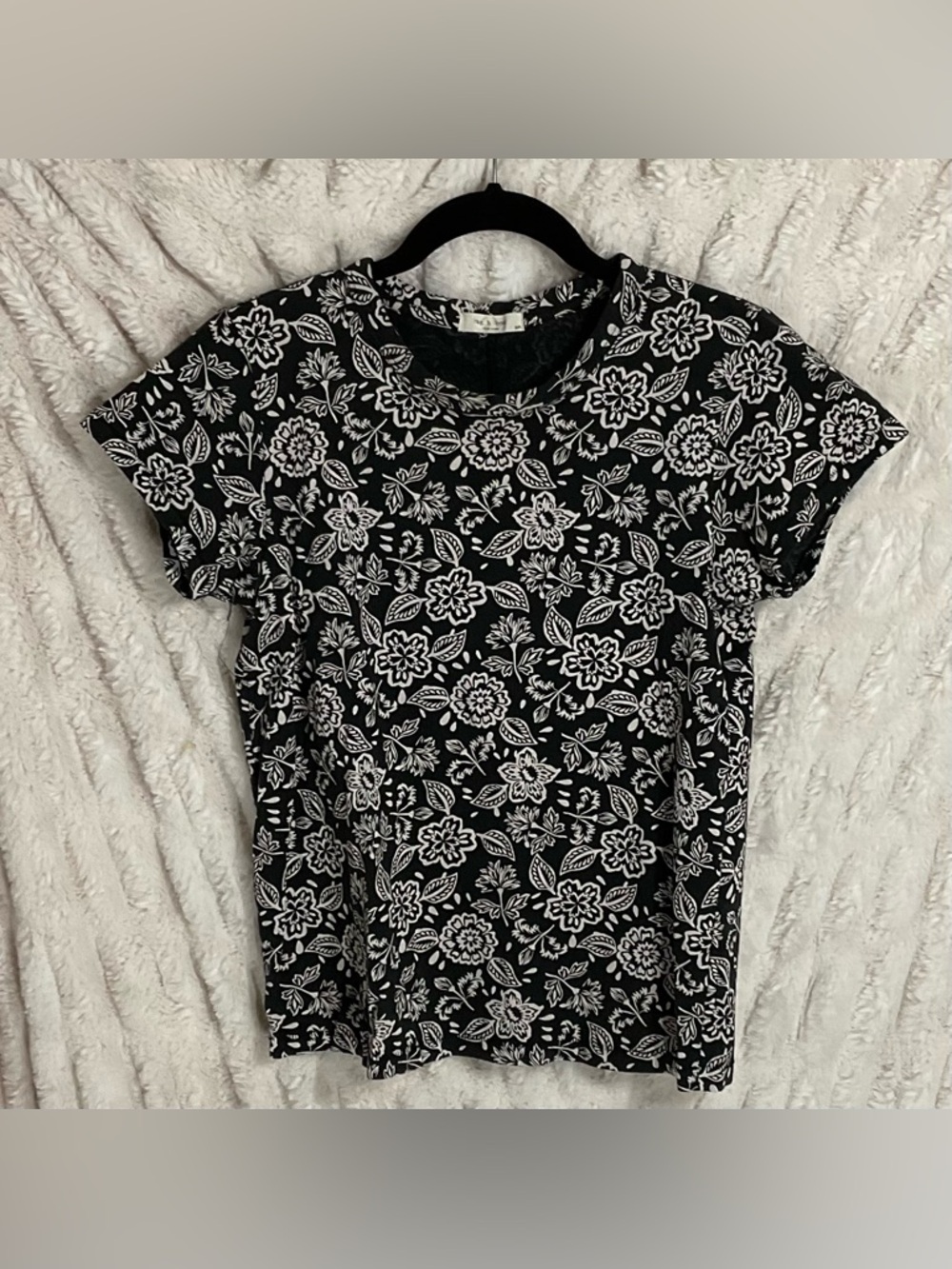 Rag & Bone Black and White Floral Organic Cotton Short Sleeve Tee